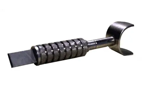 C.S. Osborne #444 Plain Swivel Cutter.