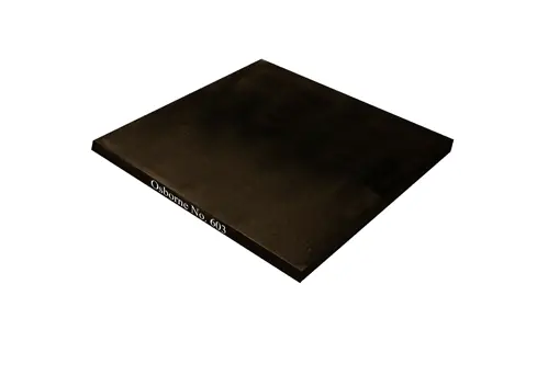 Planche 10 X 10 en vinyle/plastique, C.S. Osborne.(603)