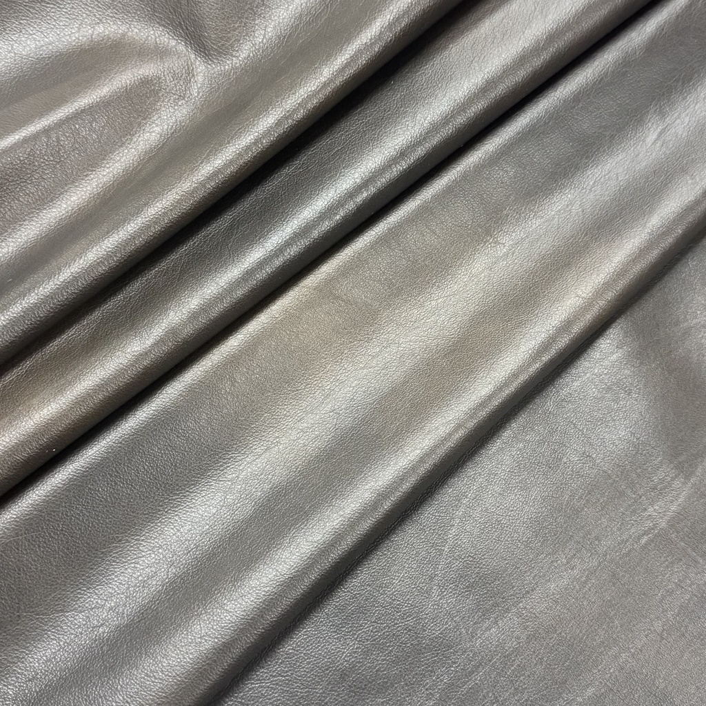 Cuir De Vache, Frosty Camel