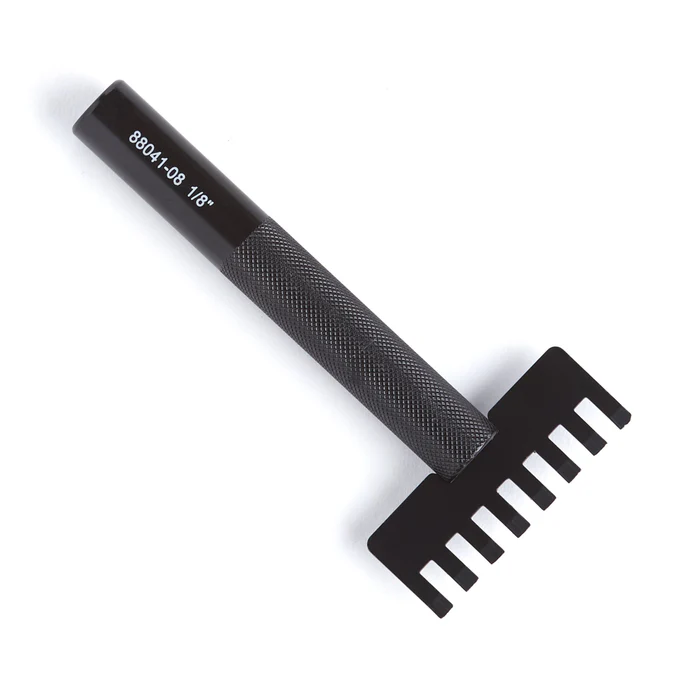 Craftool® Pro Line Lacing Chisels 1/8" (3 mm), Tandy Leather.